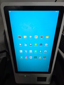 AIO 24" TOTEM ANDROID 64GB C/PRINTER