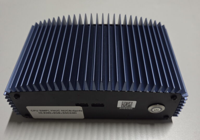 CPU SimplyNUC NUC8v5PNFE I5-8365+8G+SSD240 HDMI+DP