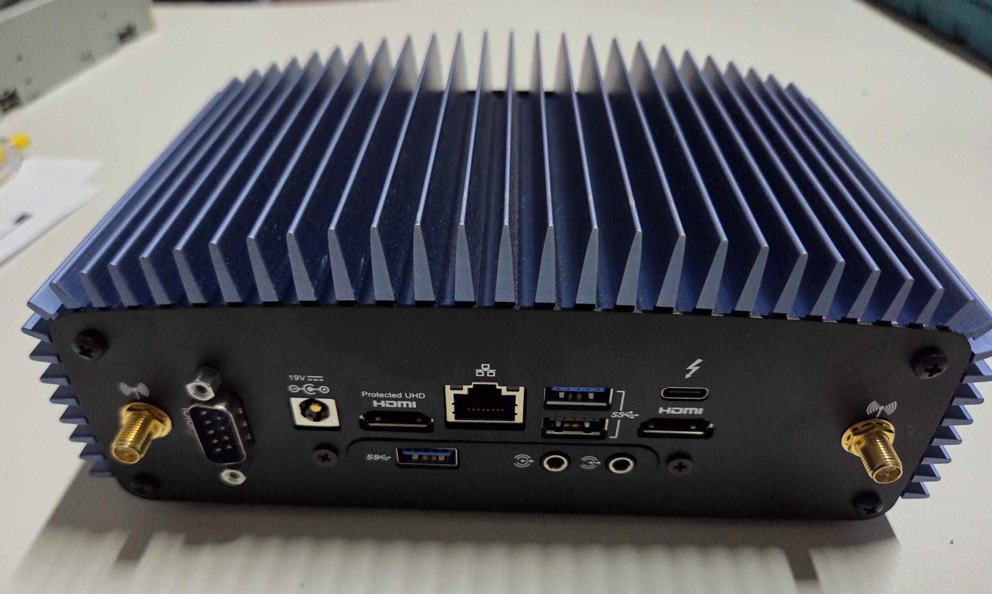 CPU SimplyNUC NUC8v5PNFE I5-8365+8G+SSD240 HDMI+DP - Imagen 2
