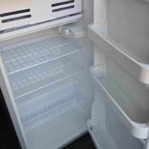 HELADERA RANSER HTA-RA95P 87L (BAJOMESADA)